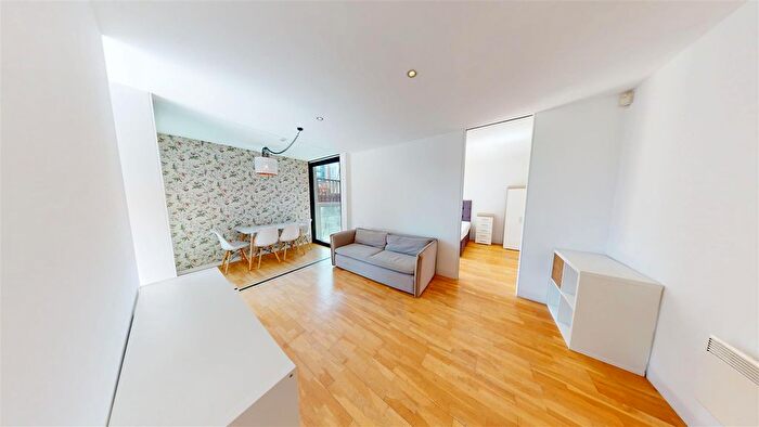2 Bedroom Flat For Sale In Moho, Castlefield, Manchester, M15
