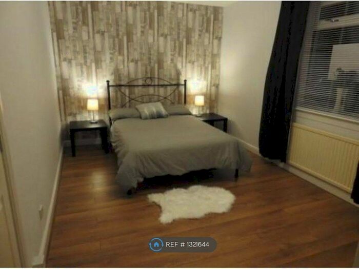 1 Bedroom Flat To Rent In Pittodrie Place, Aberdeen AB24