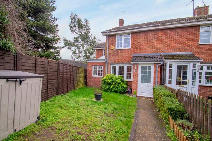 3 Bedroom Semi-Detached House To Rent In Ampthill Road, Maulden, MK45