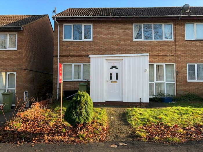 2 Bedroom Flat To Rent In Redbridge, Stantonbury, Milton Keynes, MK14