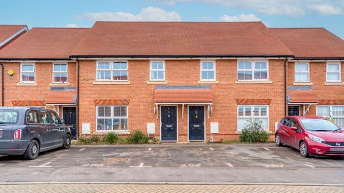 4 Bedroom Semi-Detached House For Sale In Crouch Road, Staplehurst, Tonbridge, TN12