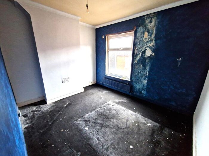 3 Bedroom Terraced House For Sale In Turner Street, Stoke-on-Trent, ST1