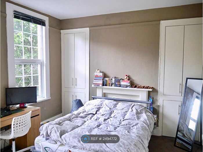 Studio To Rent In Stanley Road, Oxford, OX4