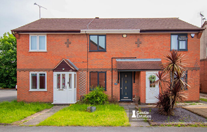 2 Bedroom Terraced House To Rent In Cropton Crescent, Nottingham, NG8
