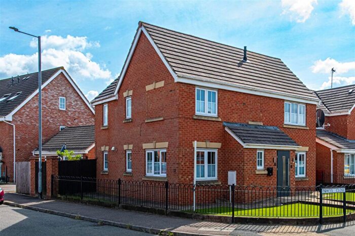 4 Bedroom Detached House For Sale In Rochester Road, Corby, NN18