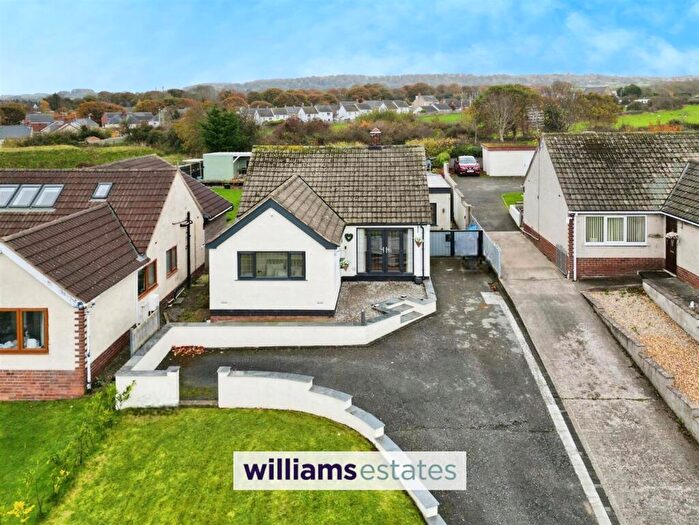 3 Bedroom Detached Bungalow For Sale In Picton Road, Penyffordd, CH8