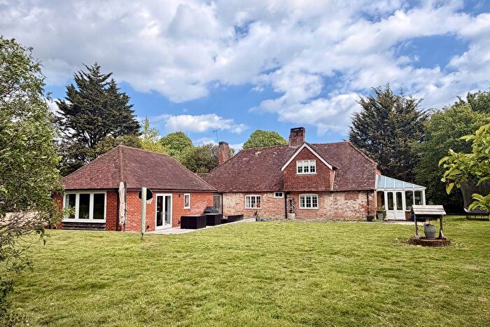3 Bedroom Cottage For Sale In Selsey Road, Chichester, PO20