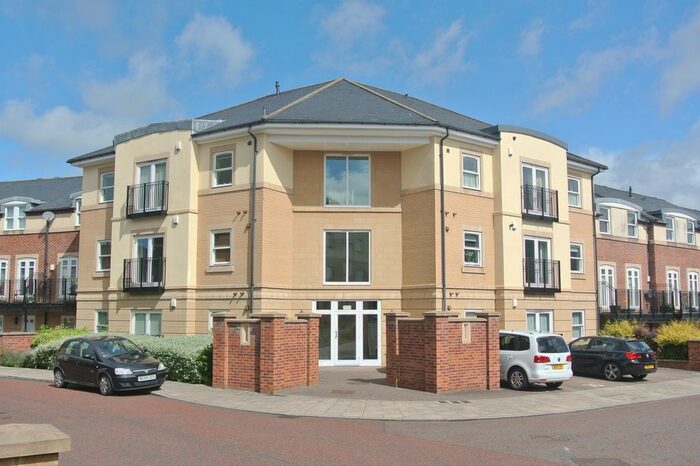 2 Bedroom Flat To Rent In Grove Park Crescent, Gosforth, Newcastle Upon Tyne, NE3