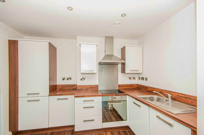 2 Bedroom Apartment To Rent In Sackville Street, Barnsley, S70