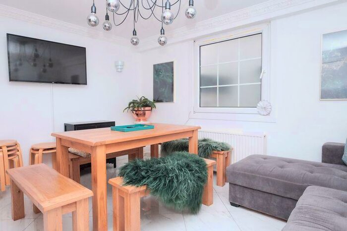 6 Bedroom Terraced House To Rent In Margaret Street, Brighton, BN2