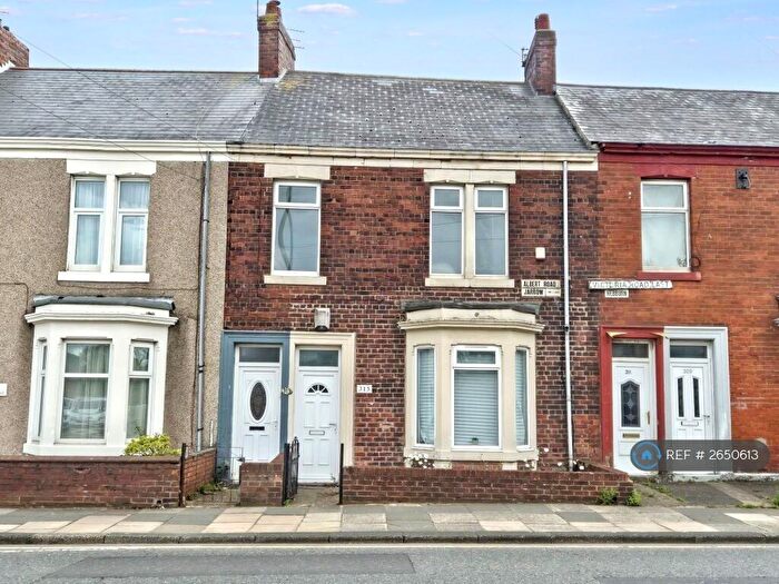 2 Bedroom Flat To Rent In Albert Road, Jarrow, NE32