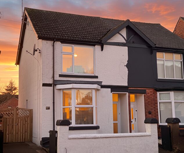 3 Bedroom Semi Detached House For Sale In Stoneyford Road, Sutton-in-ashfield, NG17