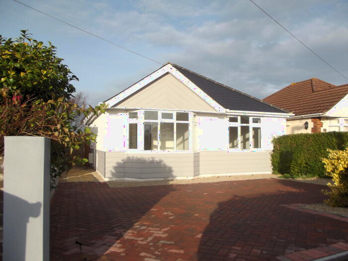3 Bedroom Bungalow To Rent In Kinson Avenue, Oakdale, BH15