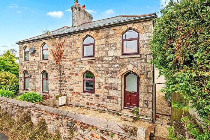 2 Bedroom Cottage For Sale In Canonstown, Hayle, Cornwall, TR27