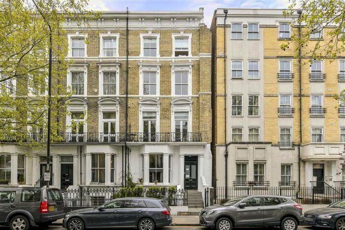 2 Bedroom Flat To Rent In Finborough Road, London, SW10