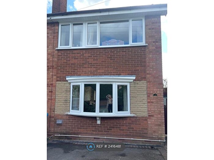 3 Bedroom Semi-Detached House To Rent In School Lane, Wolverhampton, WV10