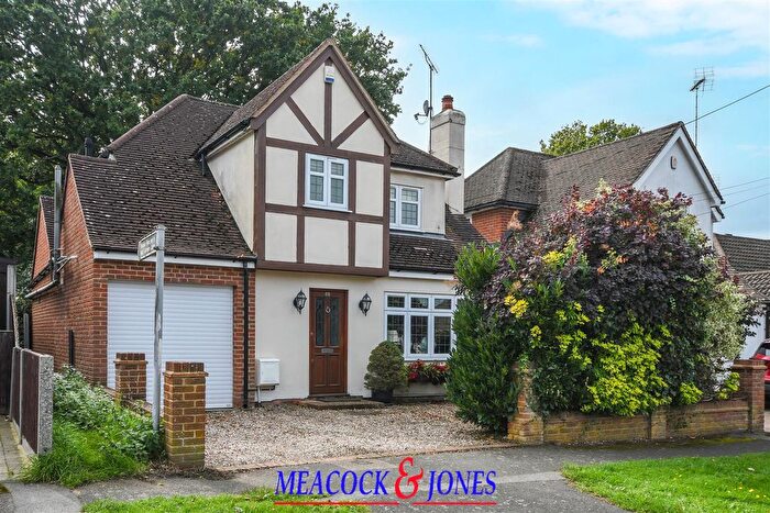 4 Bedroom Detached House For Sale In Tennyson Road, Hutton, Brentwood, CM13