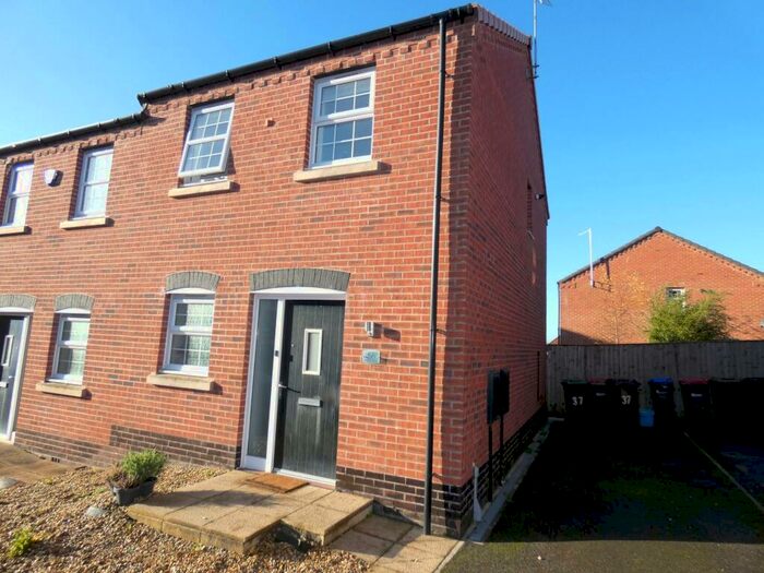2 Bedroom Semi-Detached House To Rent In Parkland View, Huthwaite, NG17