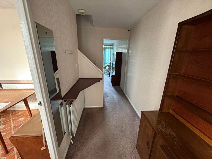 3 Bedroom End Terrace House For Sale In Sumburgh Croft, Birmingham, West Midlands, B35