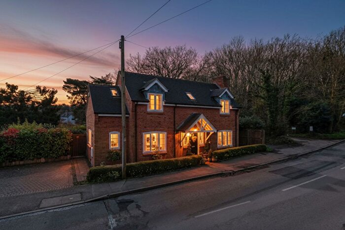 3 Bedroom Detached House For Sale In Beacon Hill, Rednal, B45