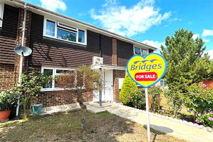 2 Bedroom Terraced House For Sale In Chester Way, Tongham, Surrey, GU10
