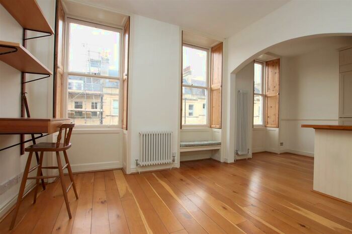 1 Bedroom Flat To Rent In Henrietta Street, Bath, BA2