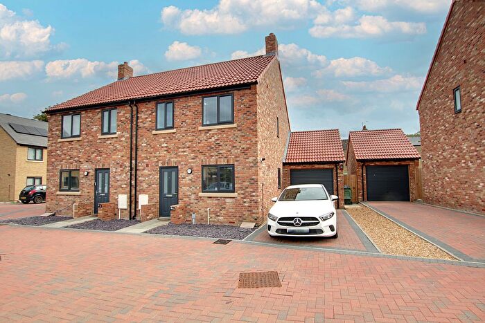 3 Bedroom Semi-Detached House To Rent In Black Horse Lane, Chatteris, PE16