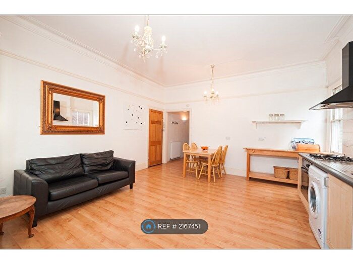 1 Bedroom Flat To Rent In Auckland Road, London, SE19