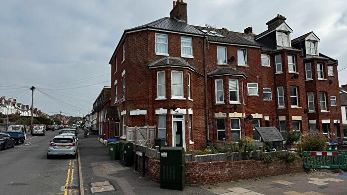 2 Bedroom Flat To Rent In Claremont Road, Seaford, East Sussex, BN25