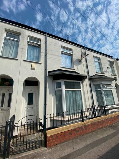 2 Bedroom Terraced House To Rent In Gordon Street, Hull, HU3
