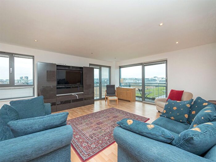 3 Bedroom Flat To Rent In Western Harbour Terrace, Edinburgh, EH6