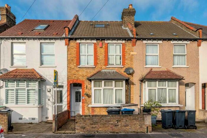 4 Bedroom Terraced House To Rent In Edward Road, Croydon, CR0