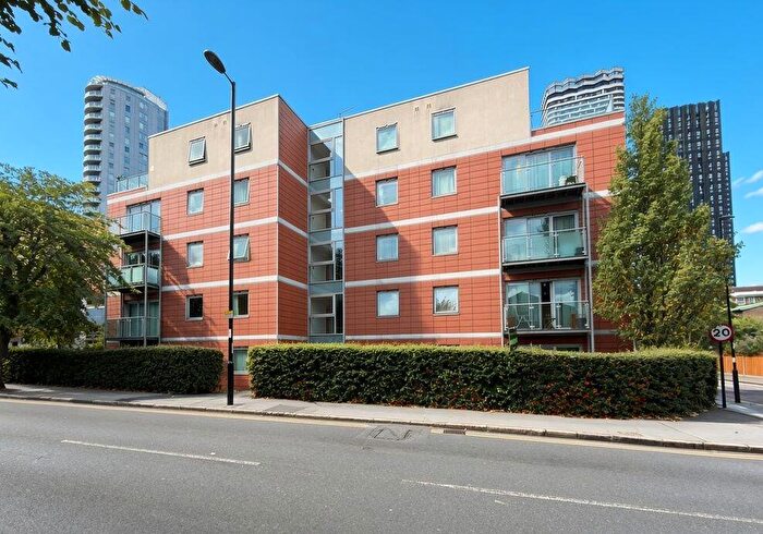 2 Bedroom Flat For Sale In Flat Longitude Apartments, Addiscombe Grove, Croydon, Surrey, CR0