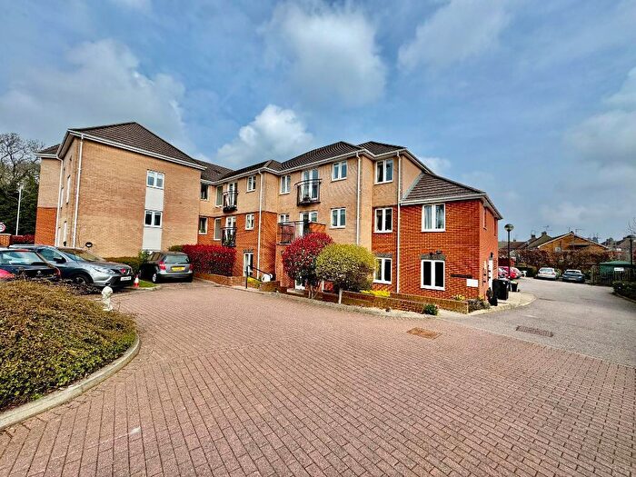 1 Bedroom Retirement Property For Sale In Olympic Court, Putteridge, Luton, Beds, LU2