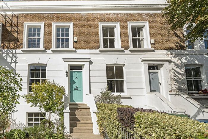 3 Bedroom Terraced House For Sale In Ashburnham Grove, Greenwich, SE10