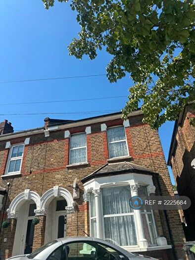 1 Bedroom Flat To Rent In Kemble Road, London, SE23