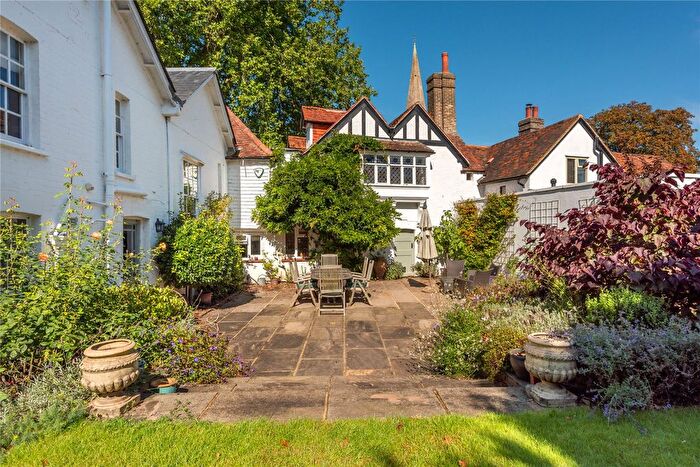 4 Bedroom Detached House For Sale In Middle Street, Brockham, Betchworth, Surrey, RH3