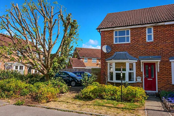 2 Bedroom End Of Terrace House For Sale In Colne Drive, Didcot, OX11