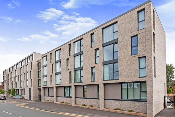 2 Bedroom Apartment For Sale In Lower Broughton Road, Salford, Greater Manchester, M7