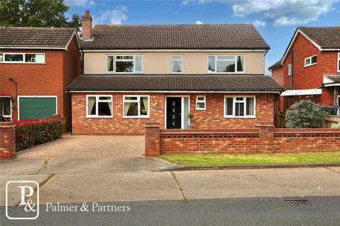 4 Bedroom Detached House For Sale In Bucklesham Road, Kirton, Ipswich, Suffolk, IP10