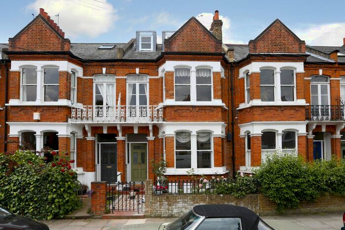 5 Bedroom Flat To Rent In Fawe Park Road, London, SW15