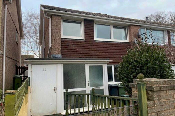 3 Bedroom Property To Rent In Gatehouse Rise, Dawlish, EX7