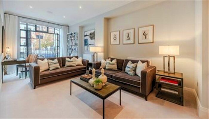 2 Bedroom Flat To Rent In Rainville Road, London, W6