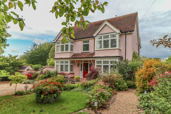 4 Bedroom Detached House For Sale In Goodworth Clatford, Andover, Hampshire, SP11