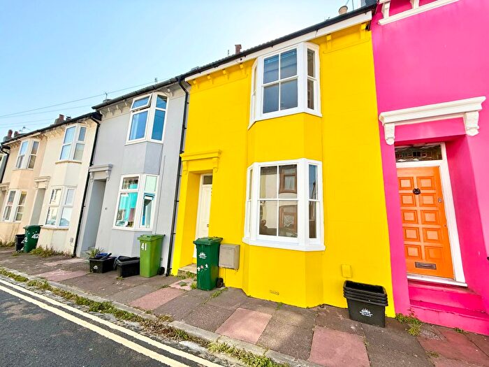 2 Bedroom Terraced House To Rent In Quebec Street, Brighton, BN2