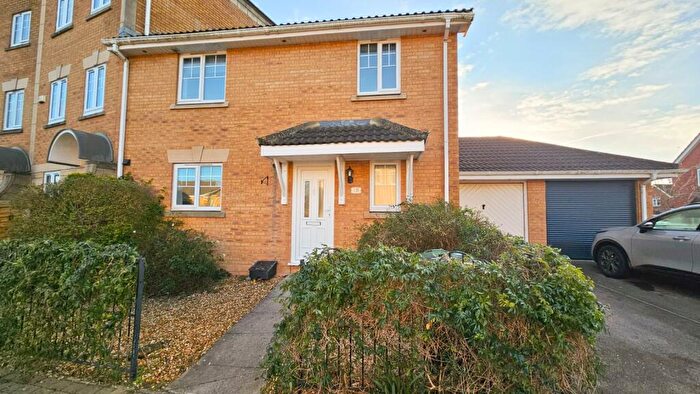 3 Bedroom End Of Terrace House To Rent In Lambourne Way, Portishead, BS20