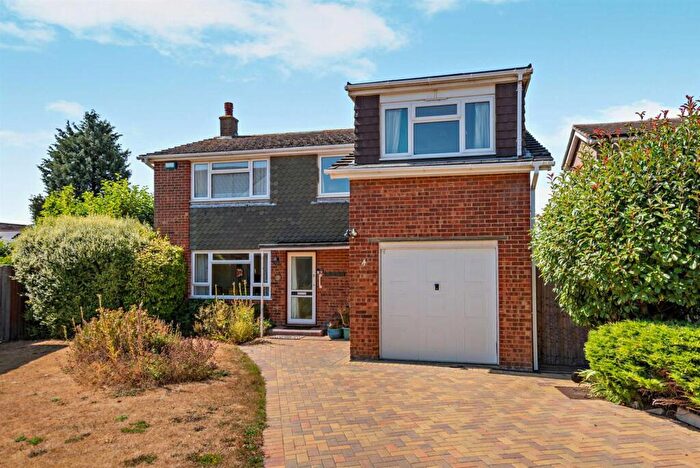 4 Bedroom House For Sale In Clarendon Close, Bearsted, Maidstone, ME14
