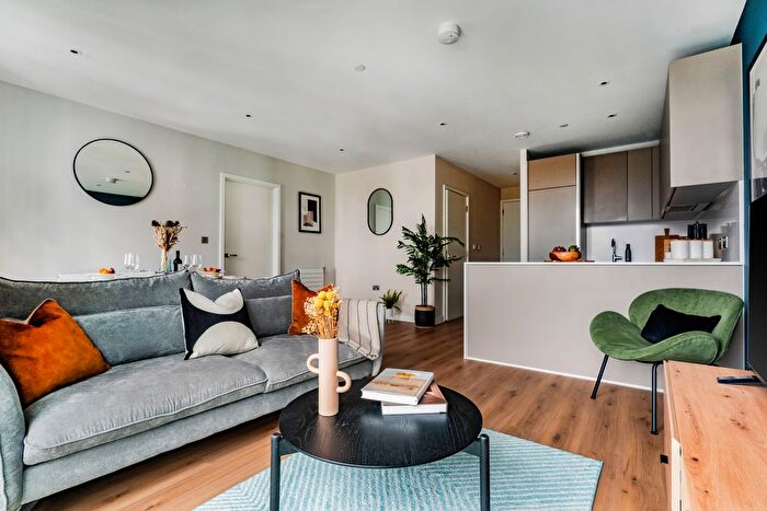 1 Bedroom Flat To Rent In Clay, Alto, Wembley, HA9