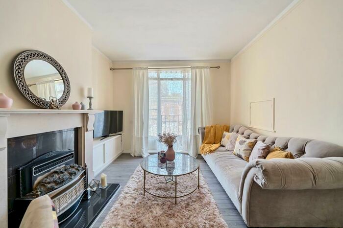 1 Bedroom Apartment To Rent In Northwick Terrace, St. Johns Wood, NW8