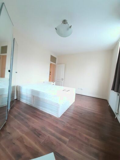 1 Bedroom Flat To Rent In Golders Green Road, London, NW11